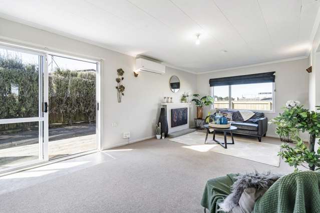 71 Clifton Drive Waitara_1