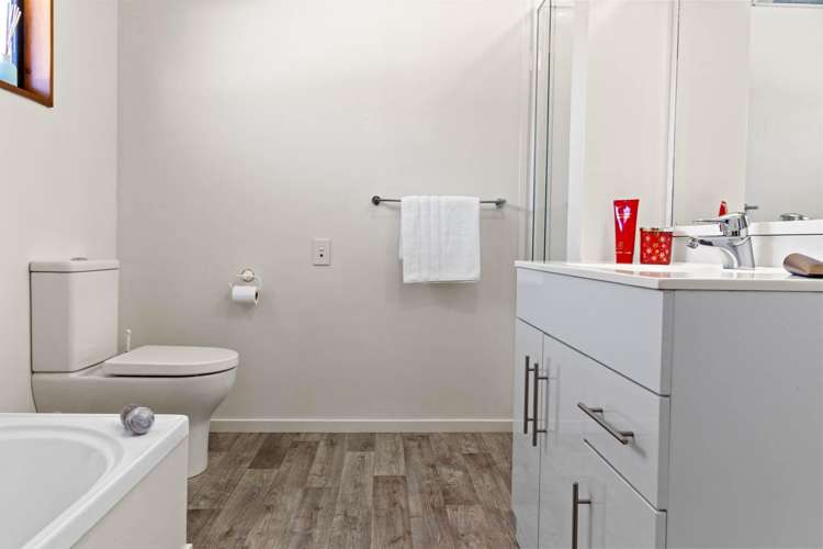 12 Solway Drive Witherlea_17