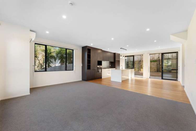 4/4 McQuoid Place Glenfield_7