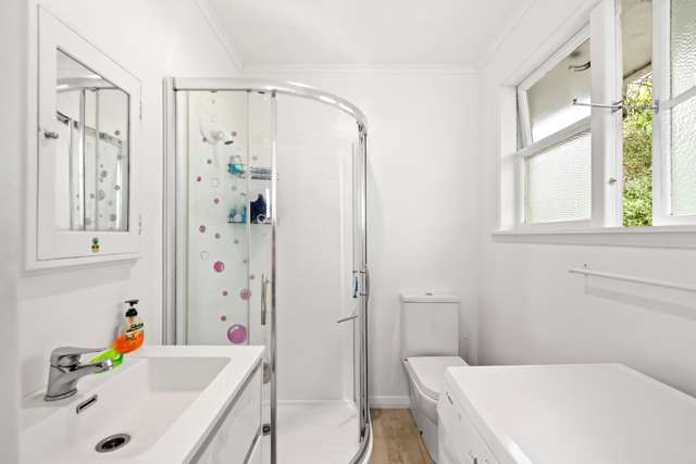 Flat 1 & Flat 2/1123 Fergusson Drive Clouston Park_3