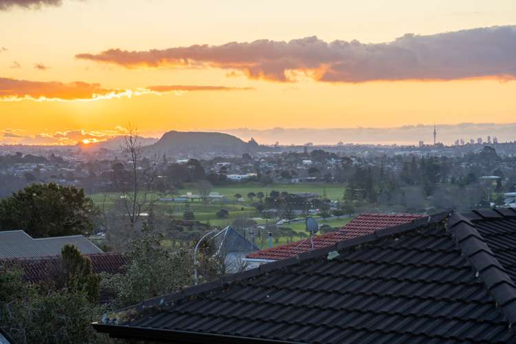 10a Gwenand Place Botany Downs_21