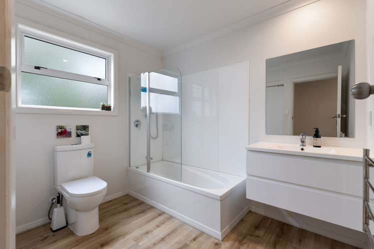 6 Belgrave Place Awapuni_18