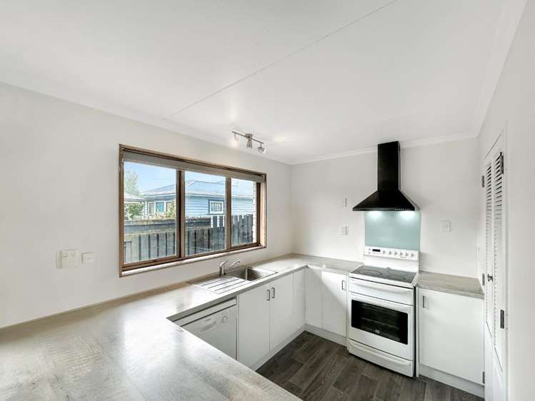 168 Tremaine Avenue 10930_2