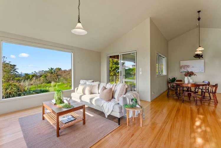 87 M Greenwood Road Leigh_13