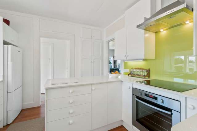 140 Park Road 11545_3