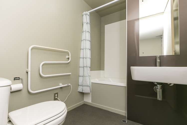 503/20 Hanson Street Mount Cook_4