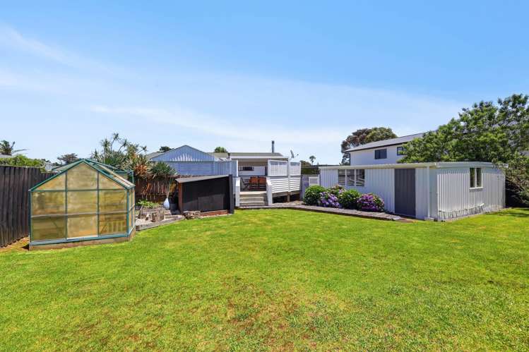 6 Vela Place Clarks Beach_40