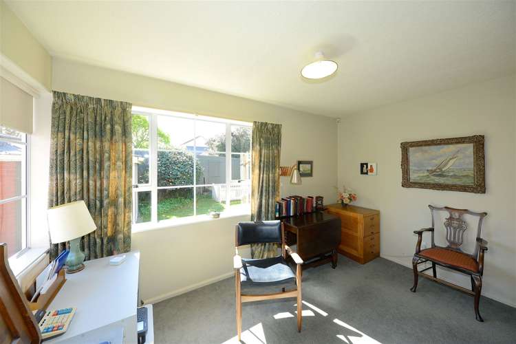 22 Ambleside Drive Burnside_12