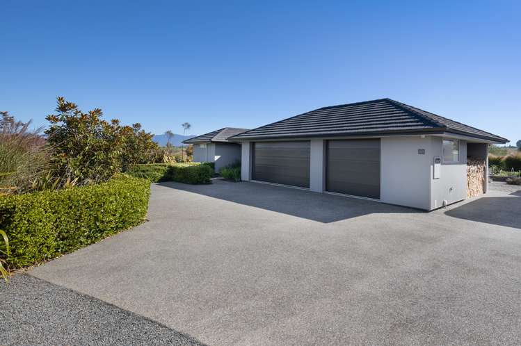 445 Old Coach Road Upper Moutere_17