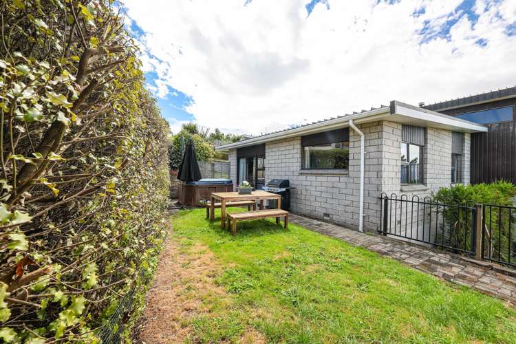 49 Nottingham Crescent Calton Hill_24