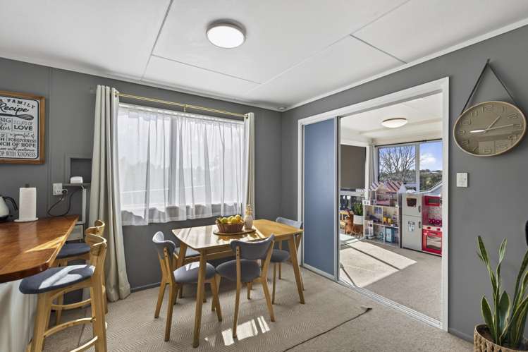 35 Riversdale Drive Merrilands_16