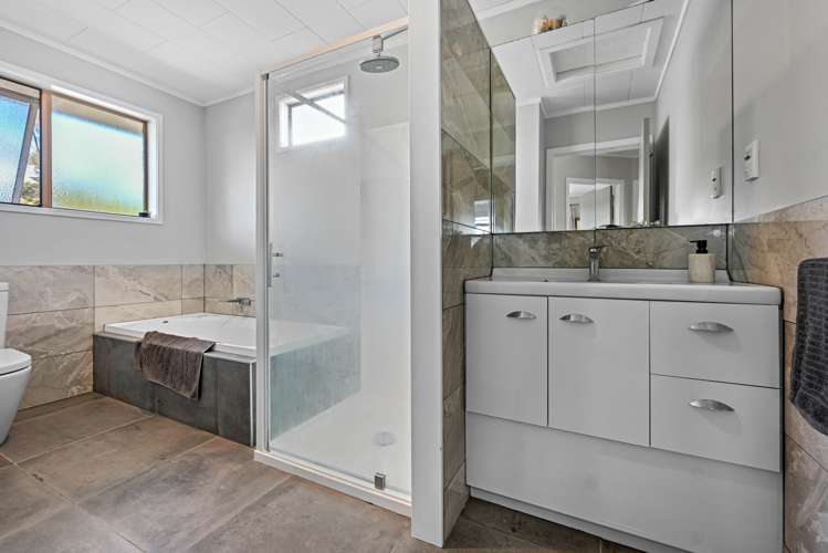 14 Mcdowall Place Queenwood_15