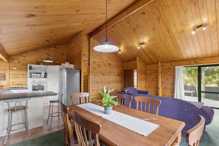 44 Taihiki Road Clarks Beach_5