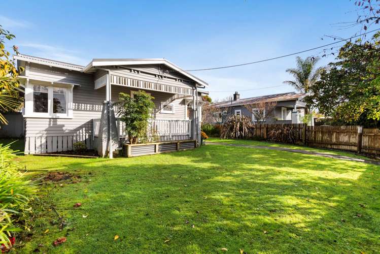 105 Glendale Road Glen Eden_21