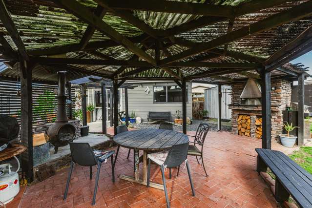 202 Caroline Place Mayfair_3