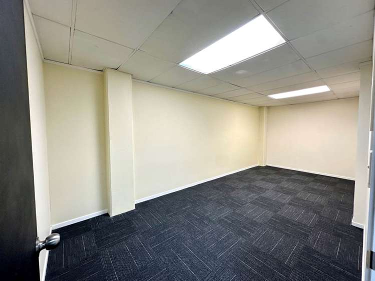 Birkenhead Avenue Birkenhead_5