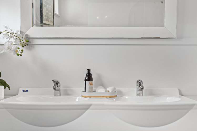 1886 State Highway 1 Kaiwaka_23