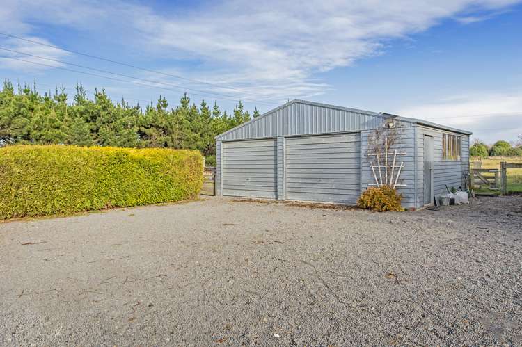 862 Oxford Road Fernside_19