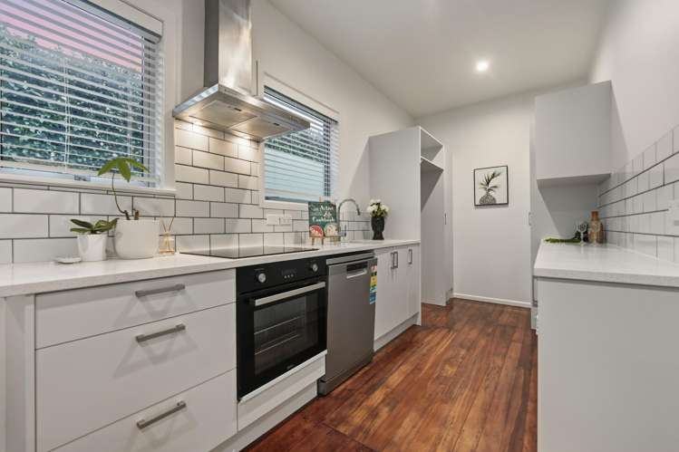 80 Mead Street_4
