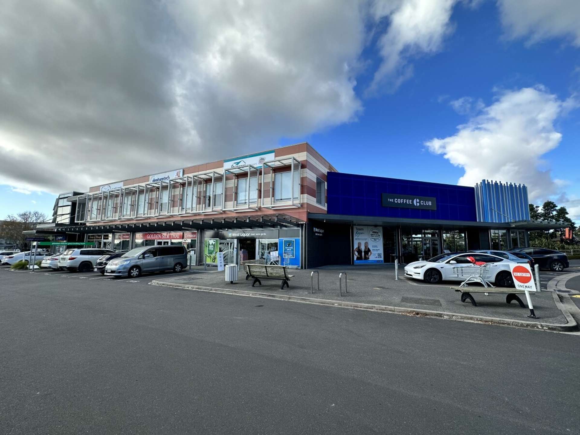 R2.204/124 Hobsonville Road Hobsonville_0