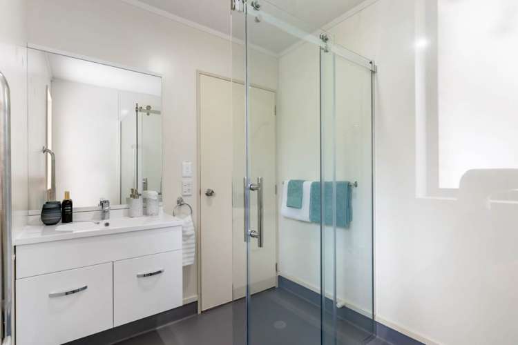 18 Regents Park Place Westgate_13