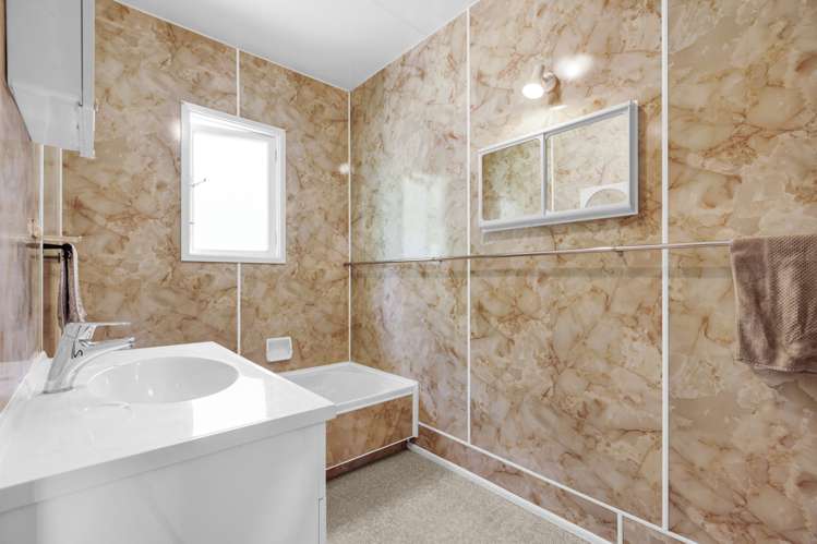 205 South Road Spotswood_10