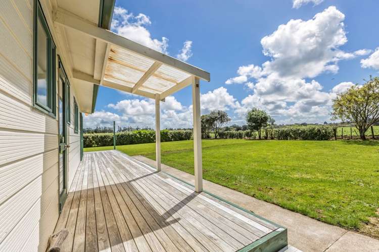 113 Hull Road Waiuku_23