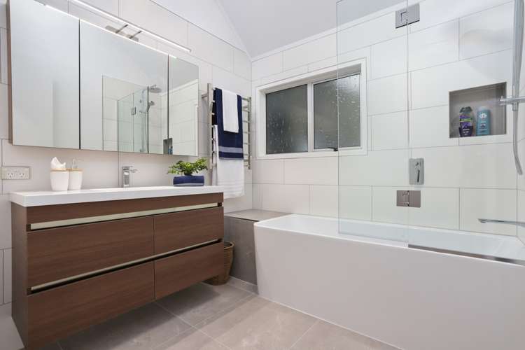 49 Tane Road Laingholm_18