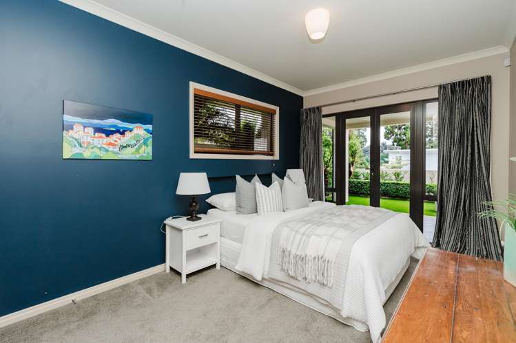 136 Lake Crescent Hamilton Lake_24