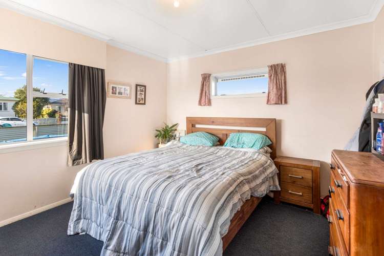 51 Parker Avenue Levin_10