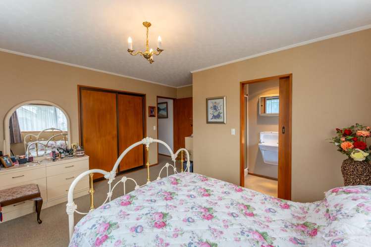 1 Orielton Place Gleniti_9