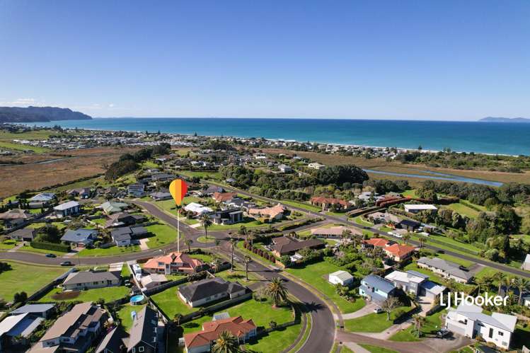1 Island Vista Athenree_25