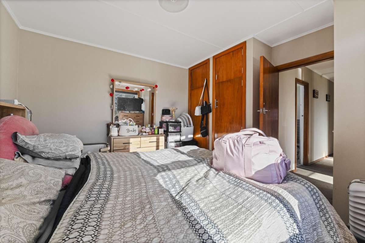 8 Douglas Street_4