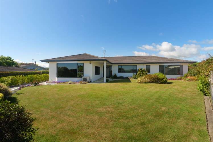 4 James Cross Place Mapua_0