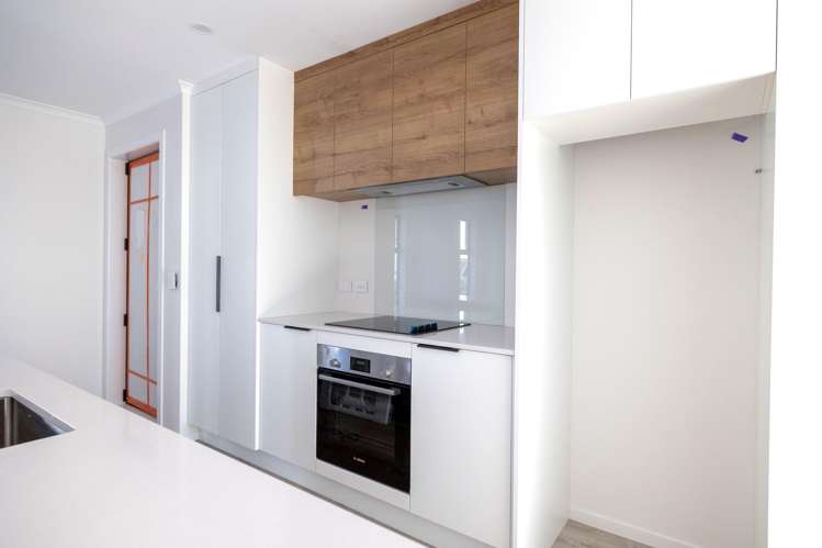 994-996 Taita Drive_2