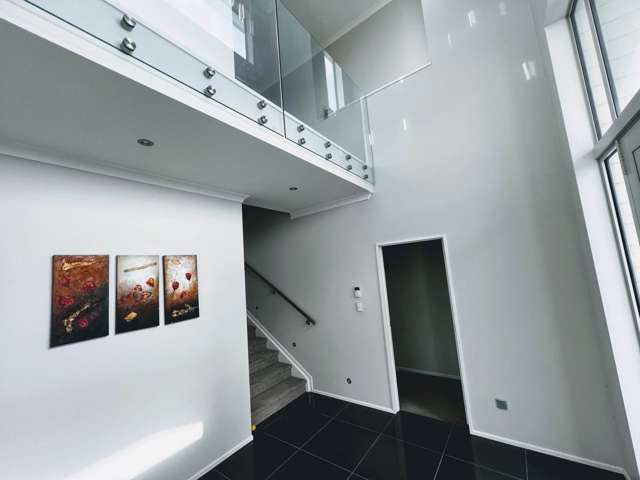 15 Fairhill Place Flat Bush_3