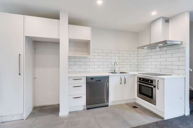 4/464 Main South Road Hornby_1
