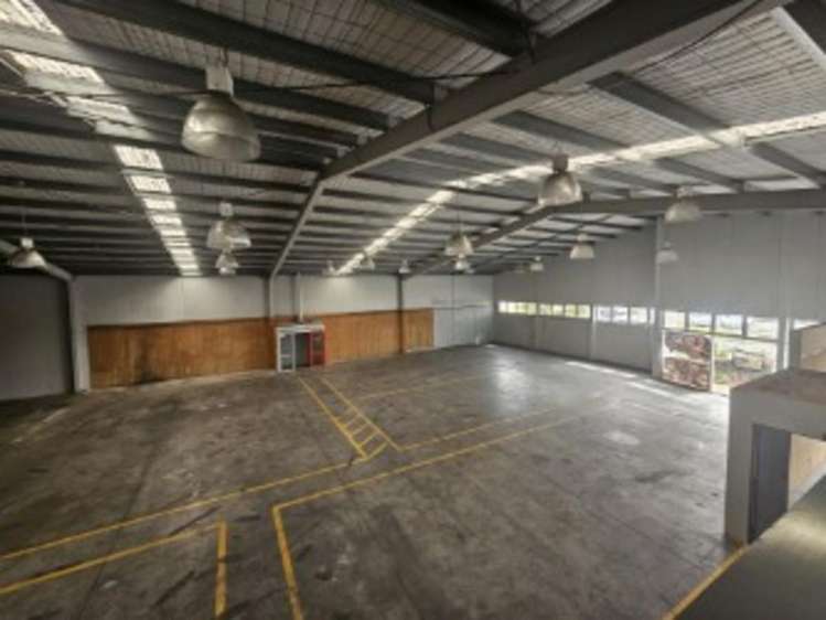 99 Glover Road Hawera_11