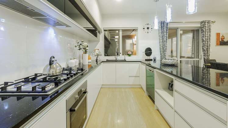 32 Charlestown Drive Flat Bush_6