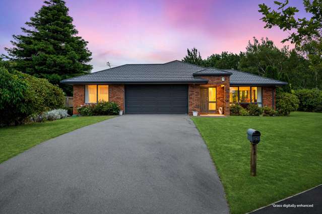 Seize the day - and this home!