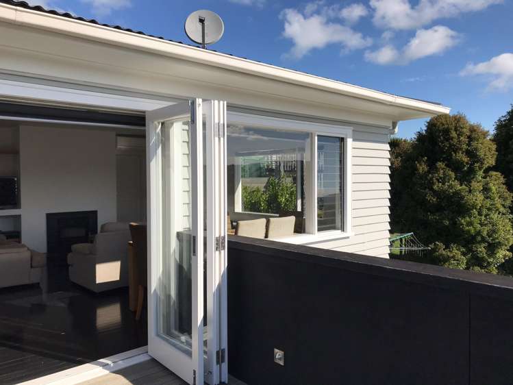 4 Warwick Avenue Titirangi_11