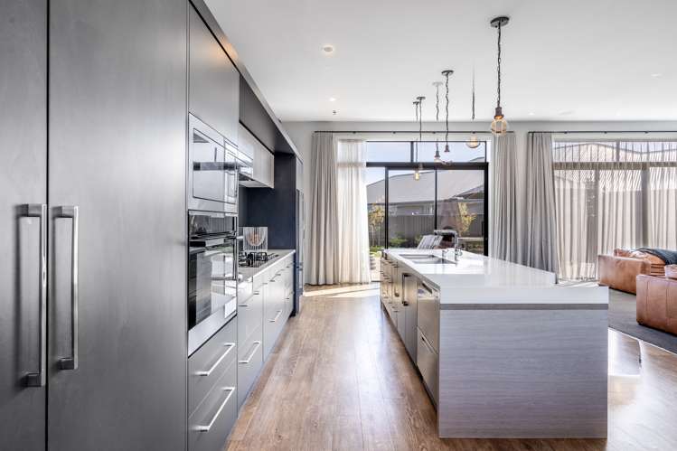 8 Talboys Drive Winton_6