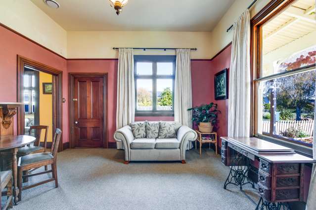 5 Shakespeare Walk The Wood_1