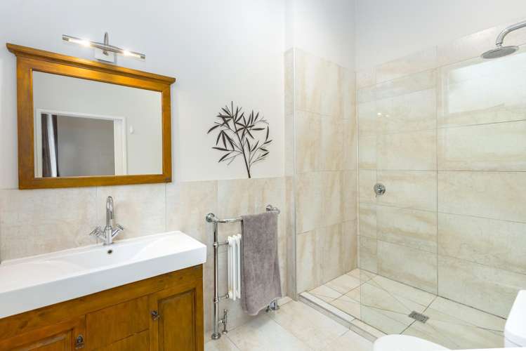 302 Eringa Road Gladstone_20