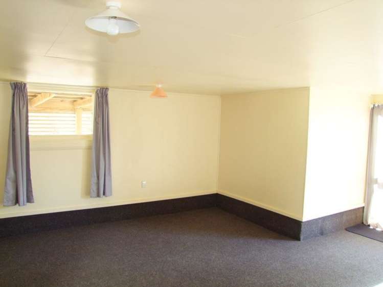 10 Nore Street Waihola_15