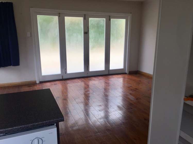 14a Ocean View Road Hatfields Beach_5