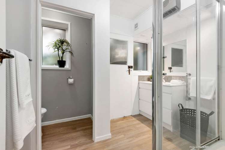 30B Collier Avenue Karori_10