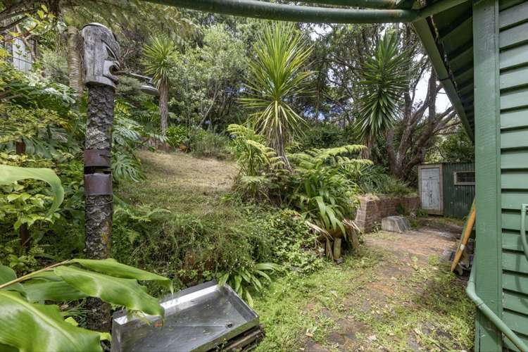 58 Seaview Road Piha_5