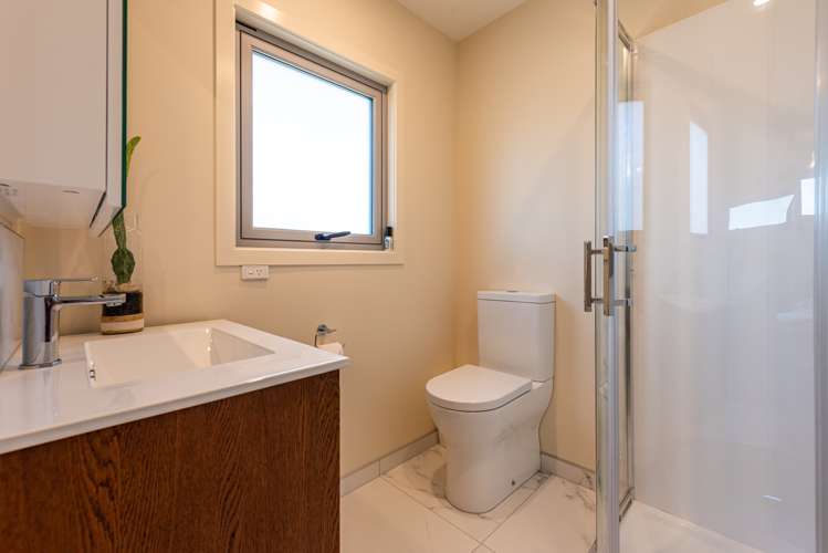 6 Black Pine Road Woodridge_15