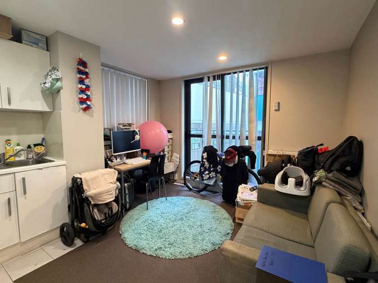402/36 Eden Crescent_5